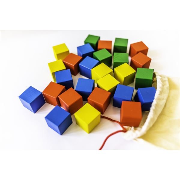 Kostky dřevěné barevné malé, 102ks